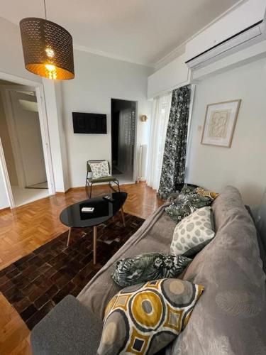 Plaka - 2 Bedroom 2 Bath Flat
