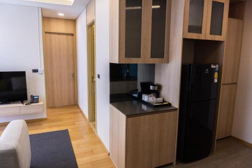 Кухня или мини-кухня в Wyndham Garden Bangkok Sukhumvit 42
