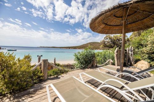 Plage de Furnellu location pieds dans l'eau