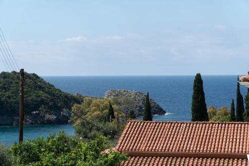 Gallery image of Ocean View Oasis - Palaiokastritsa in Skriperón