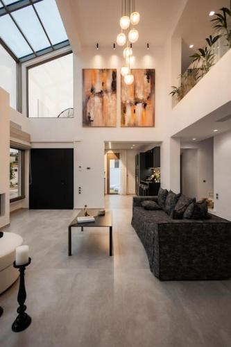 Sorores By the Sea Luxury Living Villa