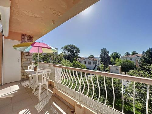 Appartement Moderne et Lumineux à 2 Pas de la Plage, Parking Inclus - FR-1-770-27