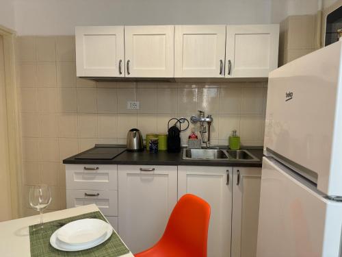 The Best Rent - Spacious one-bedroom apartment near Colosseum