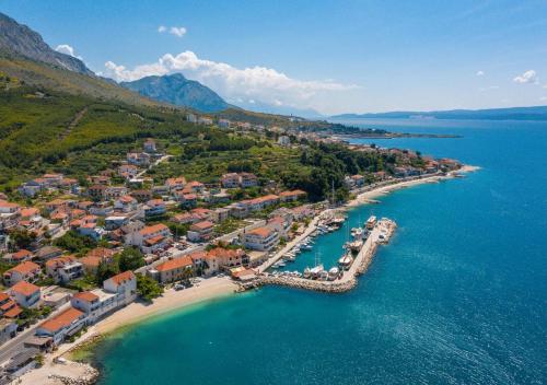 Infinity Blue Apartment