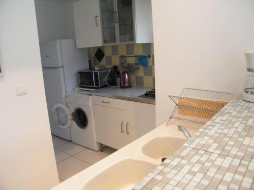 Kuchyň nebo kuchyňský kout v ubytování Maisonnette 37 m2 Wi-Fi, PKG, Clim