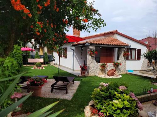 Holiday home in Fazana - Istrien 8306