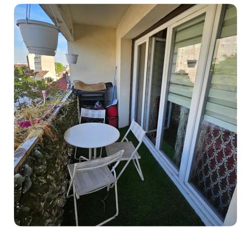 Photo de la galerie de l'établissement Grand appartement près de Paris et Stade de France , Métro 12 et 7, à Aubervilliers