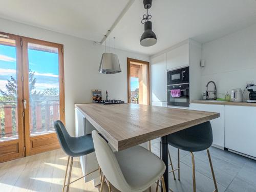 Η κουζίνα ή μικρή κουζίνα στο Appartement de Standing - Parking Privé