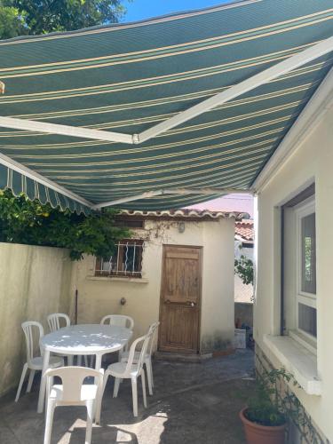 Foto Rez de villa Grand T2 proche plage Marvivo-Sablettes 6