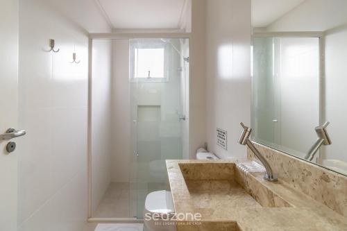 Un baño de Lindos Studios VEC