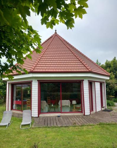 Photo de la galerie de l'établissement Gîte insolite octogonal, à Seninghem
