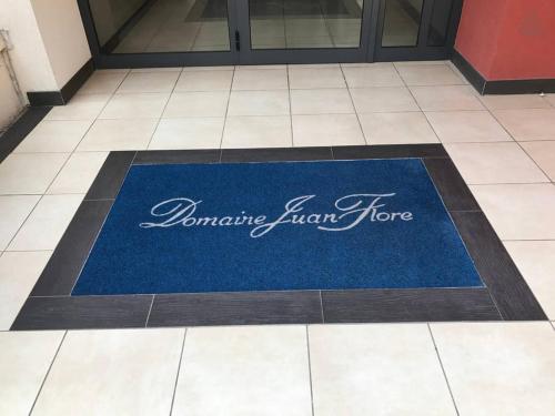 Πιστοποιητικό, βραβείο, πινακίδα ή έγγραφο που προβάλλεται στο Bel appartement en bord de mer avec piscine lagon et jardin, en résidence sécurisée