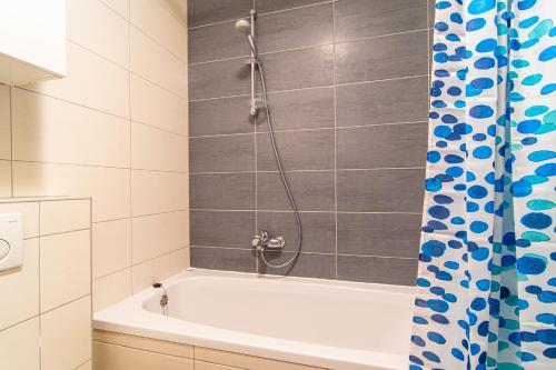 Koupelna v ubytování Flexible SelfCheckIns 85 - Zagreb - Loggia - New