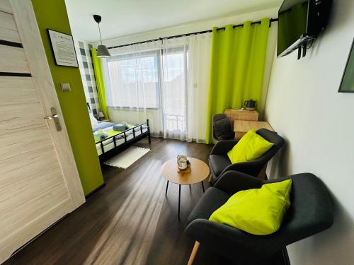 Na Turystycznej-apartamenty i pokoje w sercu uzdrowiska