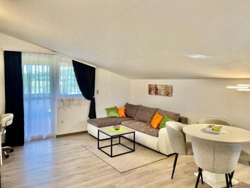 Apartments Dora