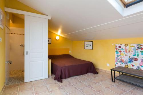 Hostel world -la girelle-Condo Rooftop Veranda Terrace