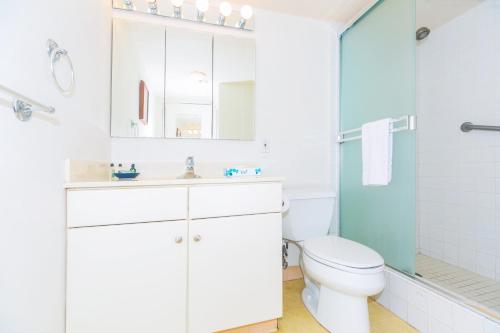 Ilikai Tower 735 Yacht Harbor View 1BR_3
