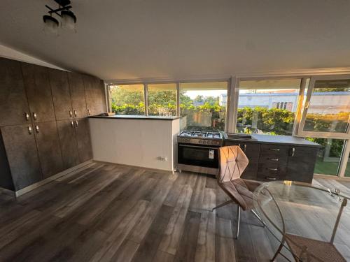 Kuchyň nebo kuchyňský kout v ubytování Sico Hostel Centru
