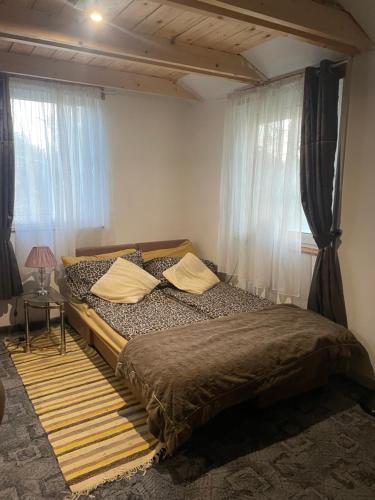 Cute house fekvő padlásszoba és egy Szoba loft room and room 6763 Szatymaz, 362 J?nossz?ll?si kertsor kép - 3