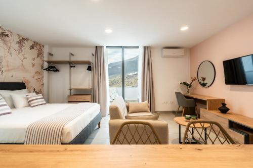 Tierrazul Art Boutique Rose Sweet Suite