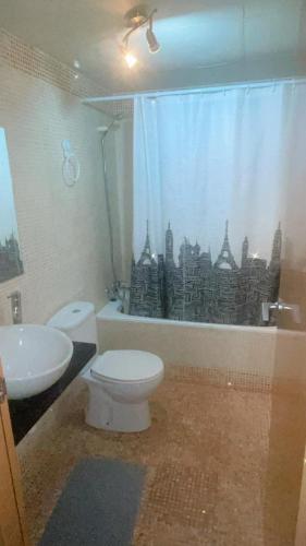 Koupelna v ubytování Calle las armas 105