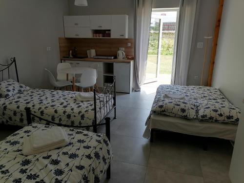 Ένα ή περισσότερα κρεβάτια σε δωμάτιο στο CHABAŁKA Bałtów