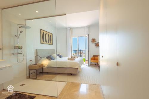 Paraiso TOP - best sea-views, 3 bedrooms, 7 pools
