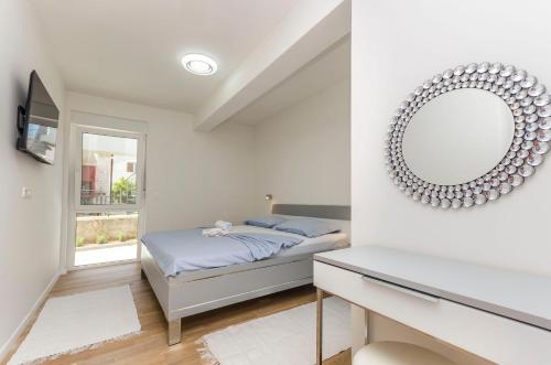 Apartment Adriatic with pool