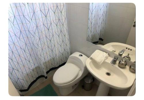 Ένα μπάνιο στο Departamento Santo Domingo