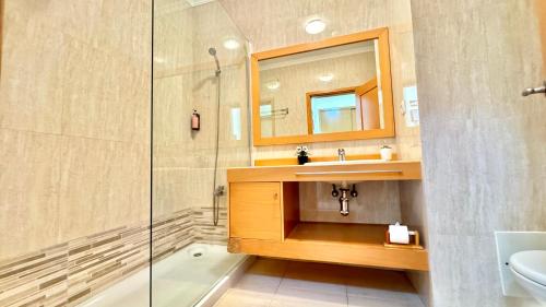 Praia da Rocha, 601 Faia, Lovely Studio, Air Conditioning and Free WIFI, by IG