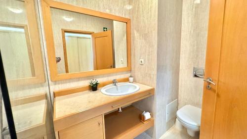 Praia da Rocha, 601 Faia, Lovely Studio, Air Conditioning and Free WIFI, by IG
