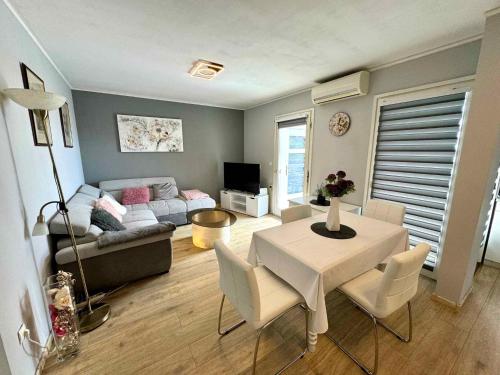 Apartment in Crikvenica 50805