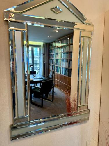 Photo de la galerie de l'établissement L'escale du Maine - Authentic Charm in Paris 14, à Paris