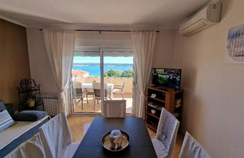 Apartments by the sea Barbat, Rab - 21809