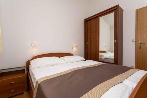 Apartment in Baška 12296