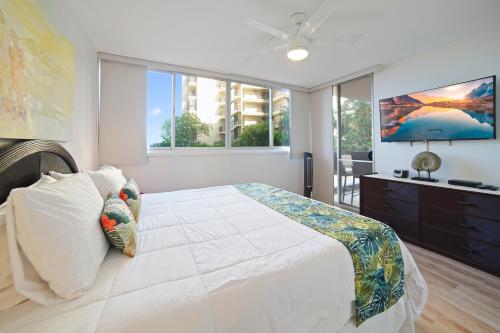 Postel nebo postele na pokoji v ubytování Royal Kahana - 106 -