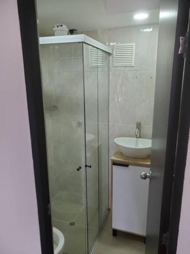 Un baño de Mde Escape
