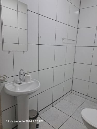 Koupelna v ubytování Bruno Flat Orla da cidade