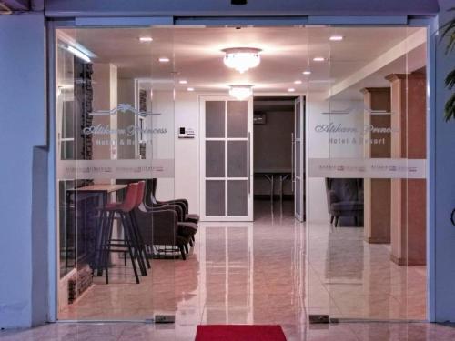 Fotografie z fotogalerie ubytování Atikarn Princess Hotel & Resort v destinaci Udon