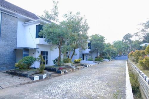 Gallery image of Capital O 887 Green Hill Hotel And Convention Center in Baratan