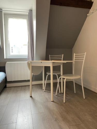 Photo de la galerie de l'établissement Appartement hyper centre, à Saint-Pierre-sur-Dives