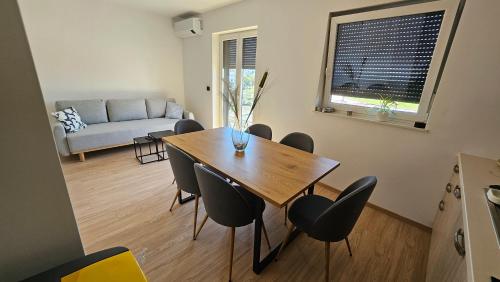 Φωτογραφία από το άλμπουμ του Richi Rooms & App σε Funtana