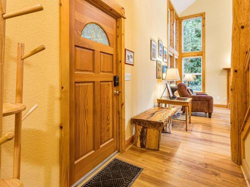 Φωτογραφία από το άλμπουμ του Rapid River Retreat - Meredith Lodging σε Rhododendron
