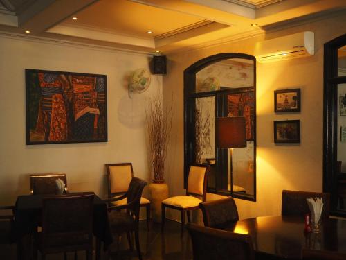 Un lugar para sentarse en The Gecho Inn Town