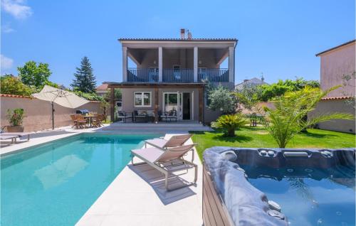 Beautiful Home In Medulin With Wifi