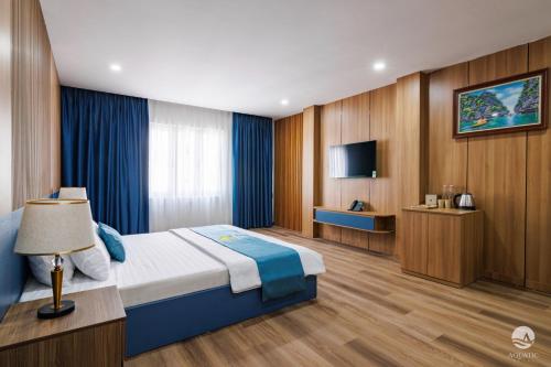 TV a/nebo společenská místnost v ubytování Aquatic Hotel Cat Ba