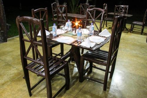 Photo de la galerie de l'établissement Yala Way Hide Resort, à Kohombagahapelessa