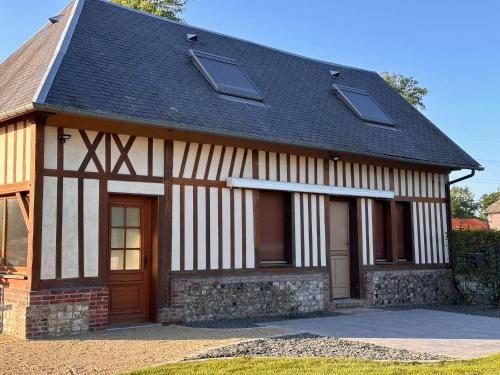 Gallery image of Gîte Le Saint Vincent in Saint-Vincent-Cramesnil