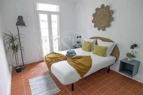 Central Poble-sec Apartment near Montjuïc