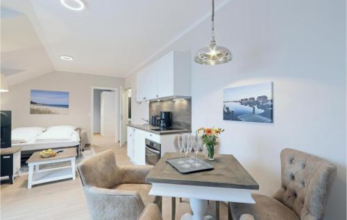 Η κουζίνα ή μικρή κουζίνα στο Baltischer Hof Apartment 64